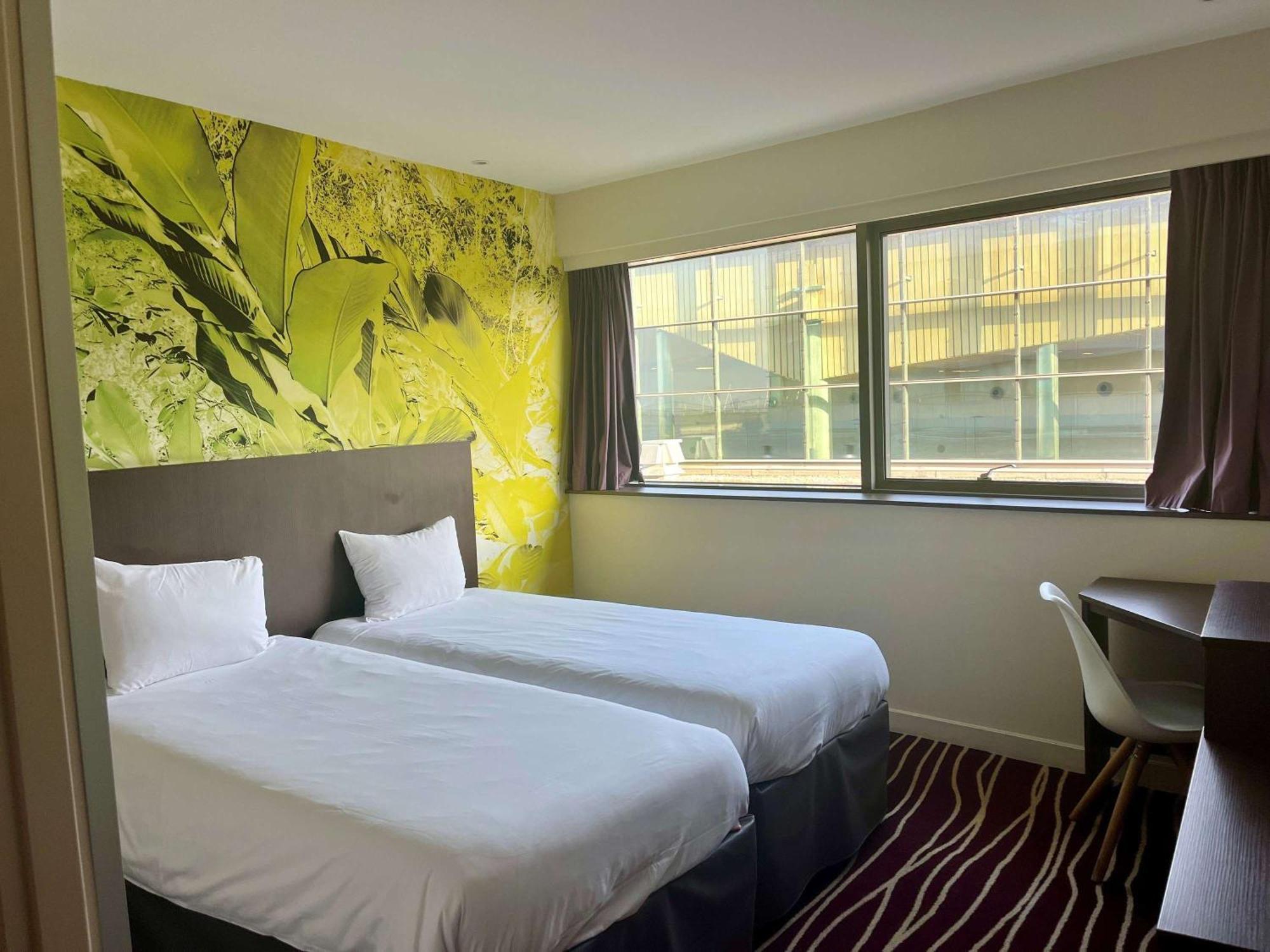 ibis Styles Saint Julien en Genevois Vitam Neydens Buitenkant foto
