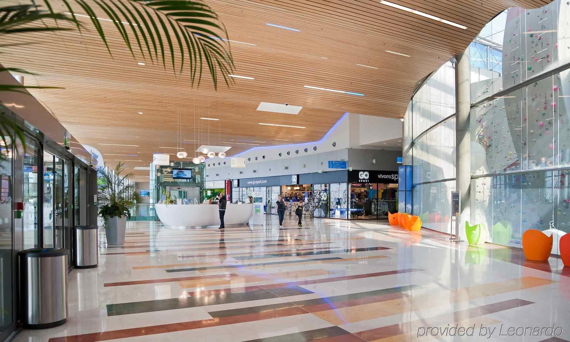 ibis Styles Saint Julien en Genevois Vitam Neydens Buitenkant foto