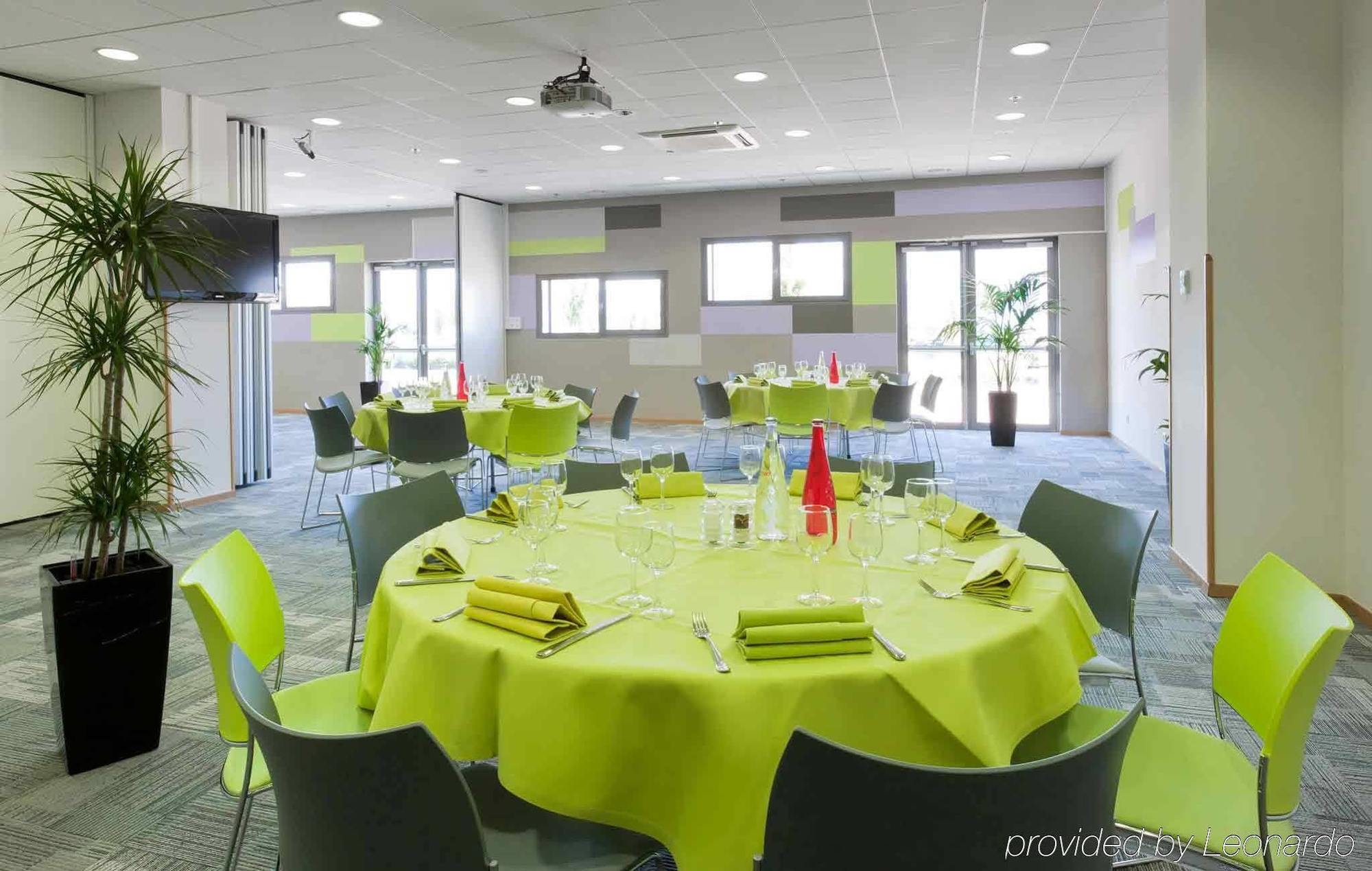 ibis Styles Saint Julien en Genevois Vitam Neydens Buitenkant foto